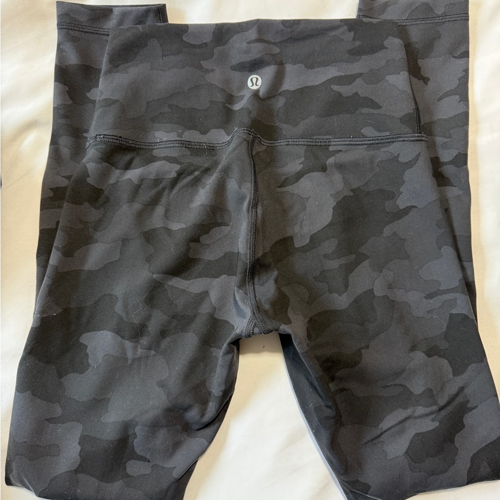 Lululemon Wonder Train Leggings